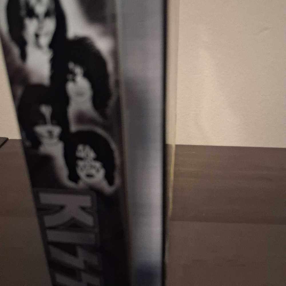 KISS Limited Edition Dispenser Set - Multicolor Unopened - Picture 3 of 3